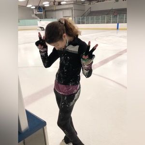 Meet your Posher, ✨ maya ✨